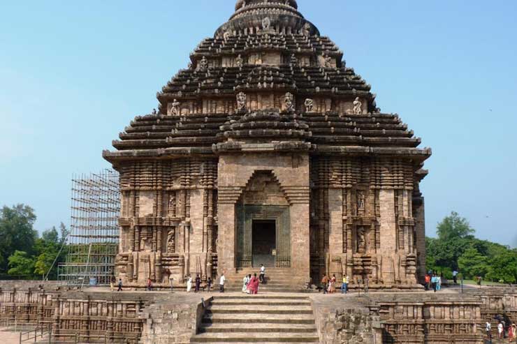 Bhubaneswar Konark Puri Tour Package with Varanasi